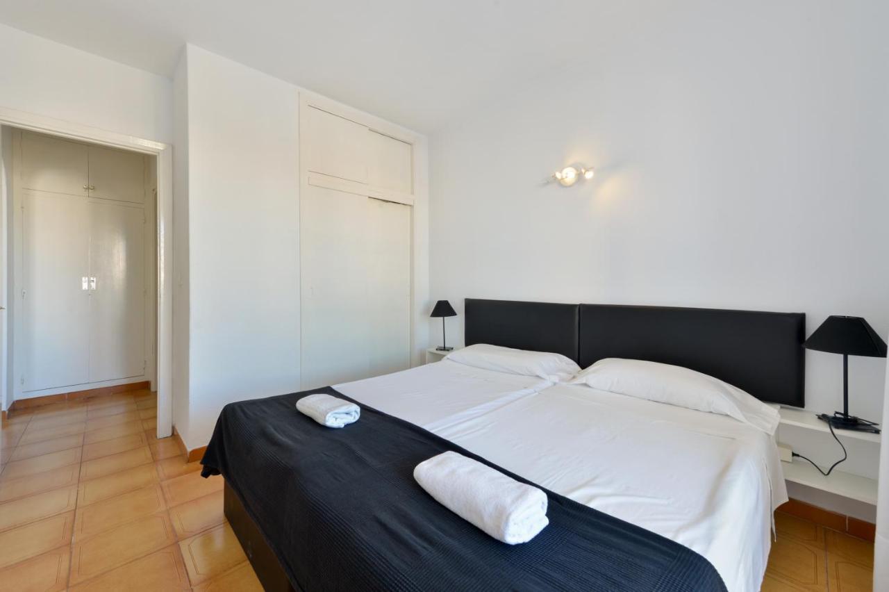 Aparthotel San Antonio Beach