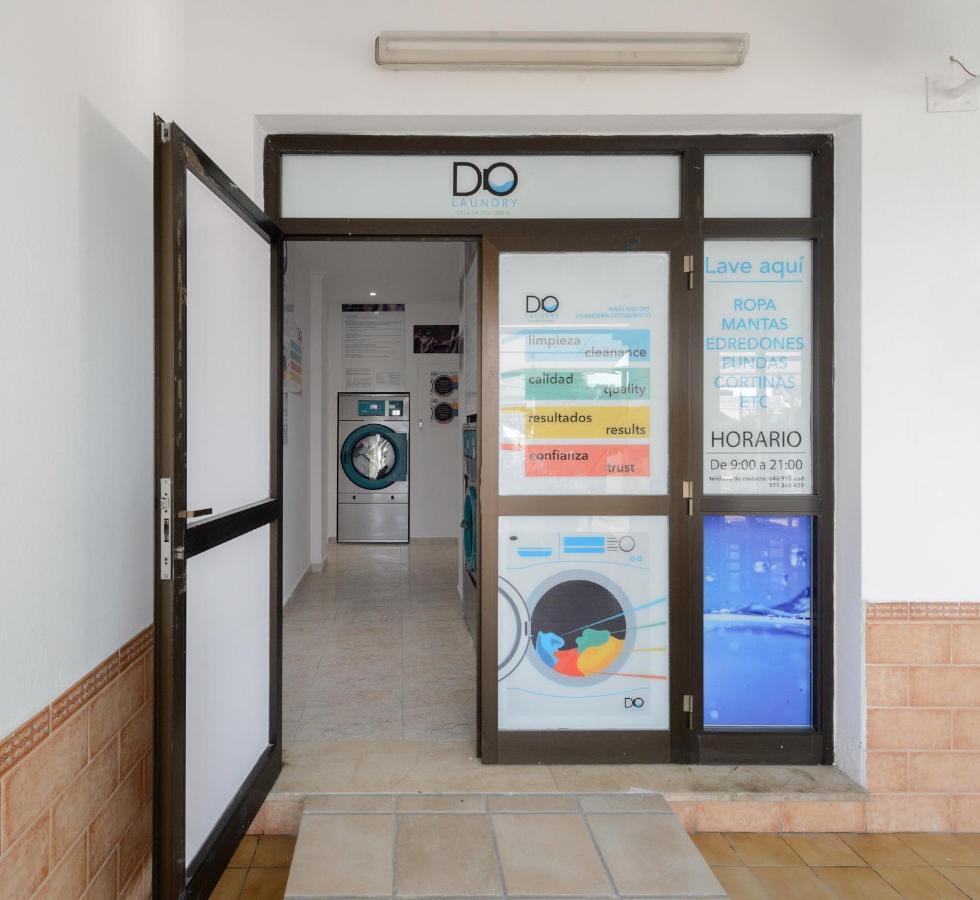 Apartamentos San Antonio Beach 3*